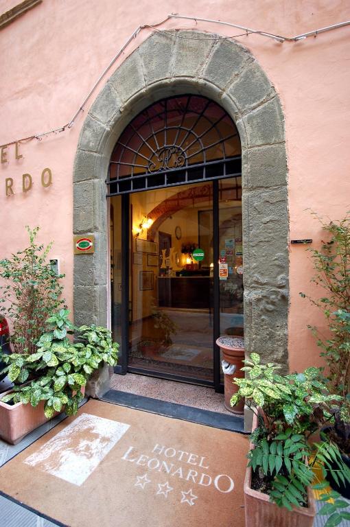 Hotel Leonardo in Pisa, Italy