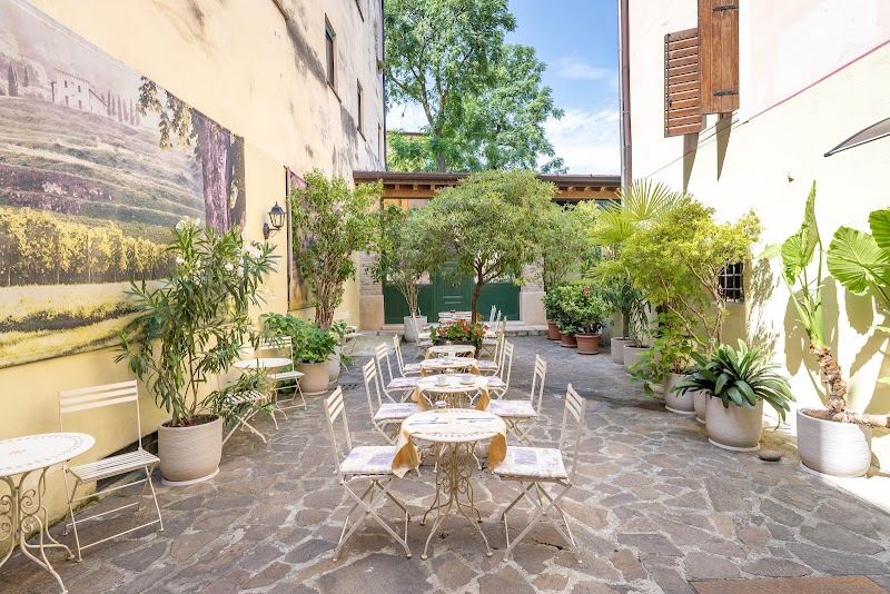 Hotel Scalzi in Verona, Italy