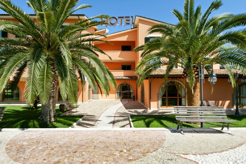 Hotel Villa Luigi in Martinsicuro, Italy