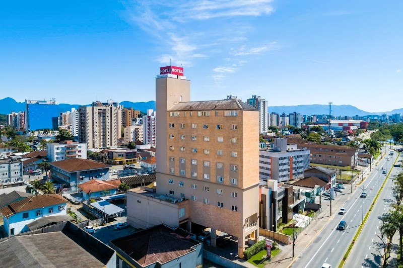 Le Village Flats Hotel e Business in Joinvile, Brazil