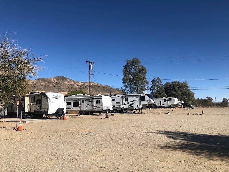Skyline Lodge in Barstow, California, United States