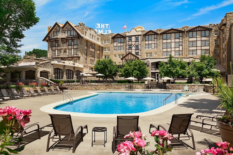 The Elms Hotel in Akron, Ohio, United States