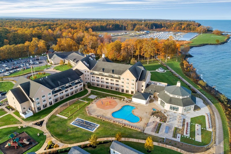 The Lodge at Geneva-on-the-Lake in Austinburg, OH, United States