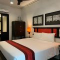 99 The Gallery Hotel