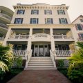 Albatross Hotel