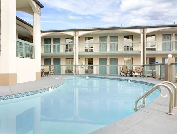 Baymont by Wyndham Gallatin in Gallatin, Tennessee, United States
