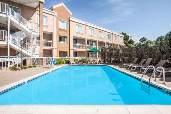 Baymont by Wyndham Madison Heights Detroit Area in Madison Heights, Michigan, United States