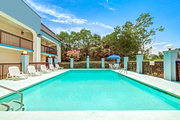 Baymont by Wyndham McDonough in McDonough, Georgia, United States