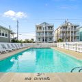 Beach House Inn and Suites