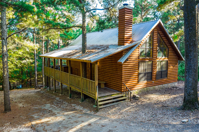 Beavers Bend Log Cabins in Broken Bow, Oklahoma, United States