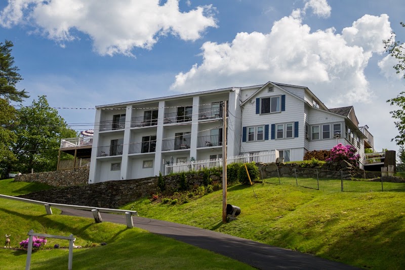 Belknap Point Inn in Laconia, New Hampshire, United States