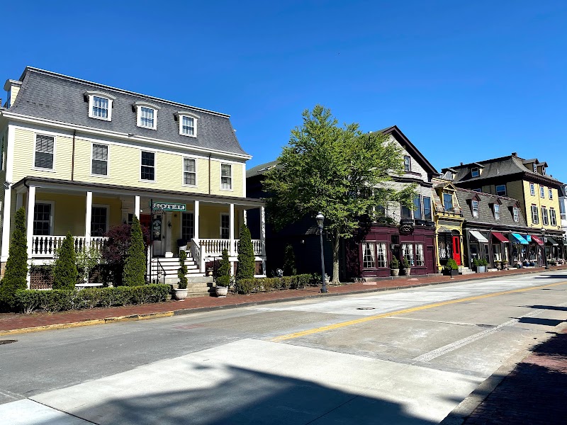 Bellevue Manor Guesthouse in Bellevue, Washington, United States