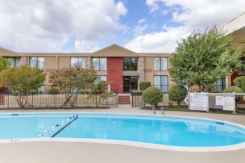 Best Western Plus Burlington in Burlington, North Carolina, United States