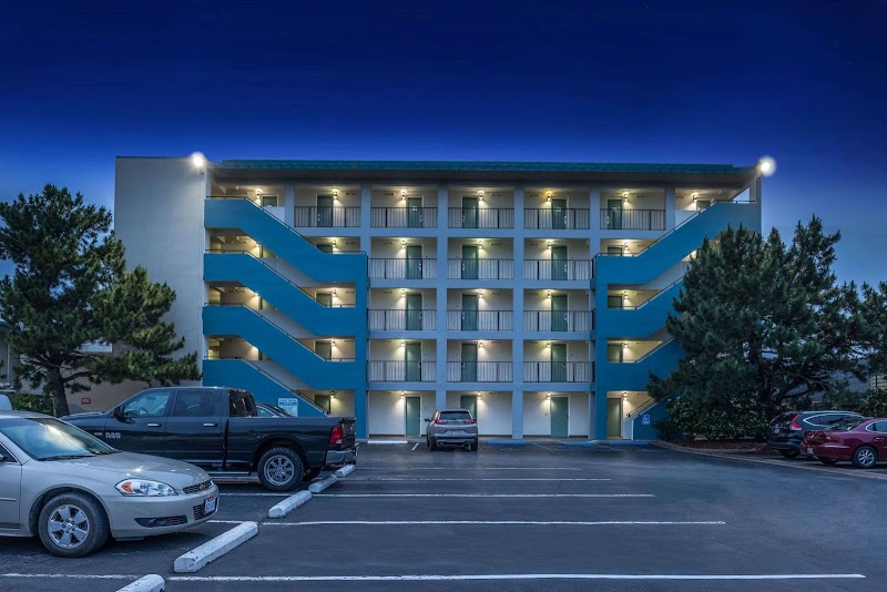 Best Western Plus Holiday Sands Inn & Suites in Norfolk, Virginia, United States