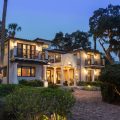 Black Dolphin Inn