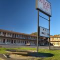 Budget Inn