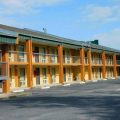 Camilla Inn & Suites