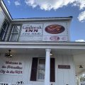 Candlewyck Inn