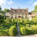 Carline Guesthouse