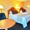 Castle Inn & Suites