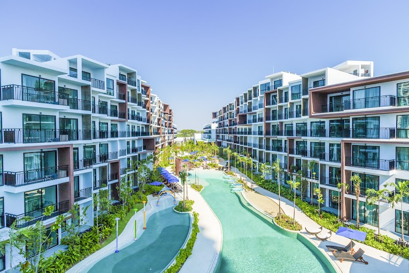 Centra by Centara Maris Resort Jomtien in Ban Na Chom Thian, Thailand