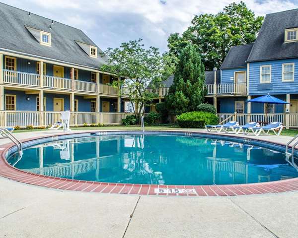 Clarion Inn & Suites in Lancaster, Pennsylvania, United States