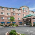 Clarion Pointe