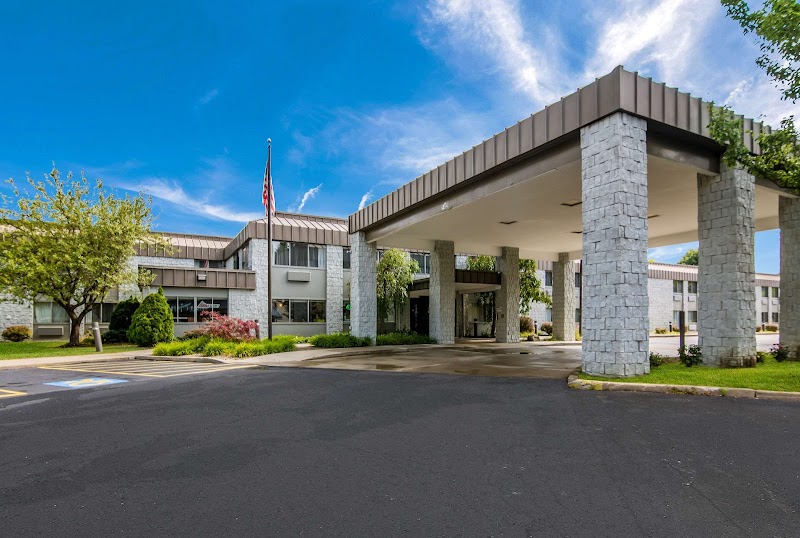 Clarion Pointe Jamestown - Falconer in Jamestown, New York, United States