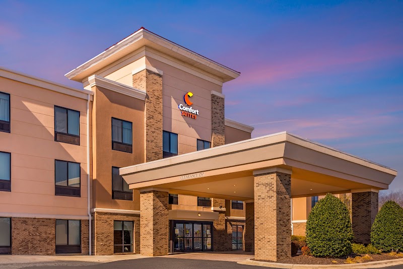Comfort Inn & Suites in Burlington, North Carolina, United States