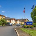 Comfort Suites
