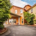 Comfort Suites