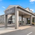Country Inn & Suites by Radisson, Coon Rapids, MN
