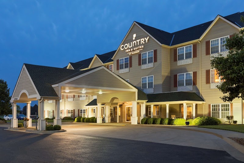 Country Inn & Suites by Radisson, Salina, KS in Salina, Kansas, United States