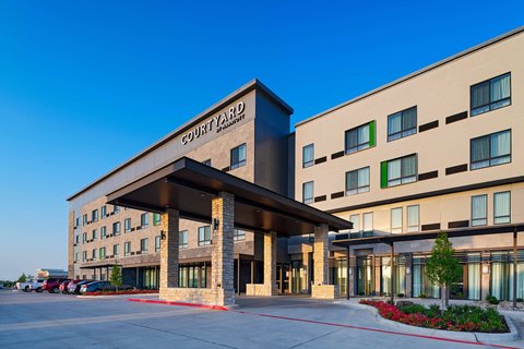 Courtyard Dallas Grand Prairie in Grand Prairie, Texas, United States