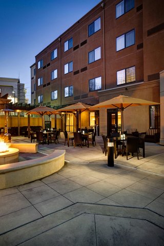 Courtyard by Marriott Atlanta Airport North/Virginia Avenue in East Point, Georgia, United States