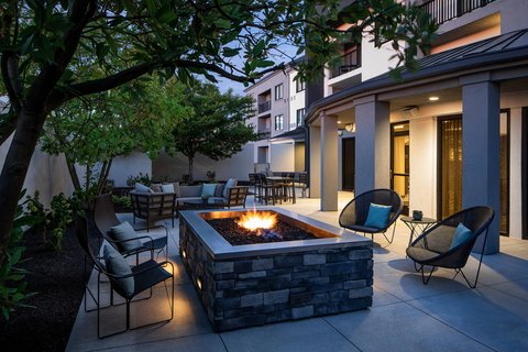 Courtyard by Marriott Cincinnati Airport South/Florence in Florence, Kentucky, United States