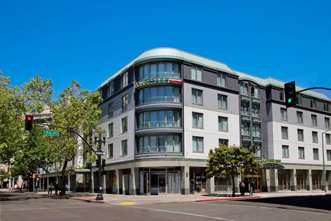 Courtyard by Marriott Oakland Emeryville in Emeryville, California, United States
