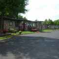 Crest Motel