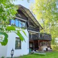 Cronin’s Cafe & Guesthouse