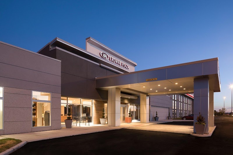 Crowne Plaza Chicago SW - Burr Ridge in Burr Ridge, Illinois, United States