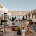 Daunt’s Albatross Motel
