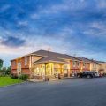 Days Inn & Suites by Wyndham Coralville / Iowa City