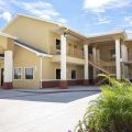 Days Inn & Suites by Wyndham Gonzales