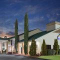 Days Inn & Suites by Wyndham Norcross