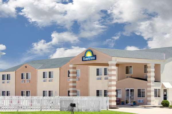 Days Inn by Wyndham Butler in Butler, Missouri, United States