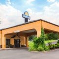 Days Inn by Wyndham Columbia