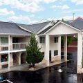 Days Inn by Wyndham Dahlonega