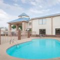 Days Inn by Wyndham Decatur Southeast