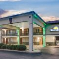 Days Inn by Wyndham Hamilton
