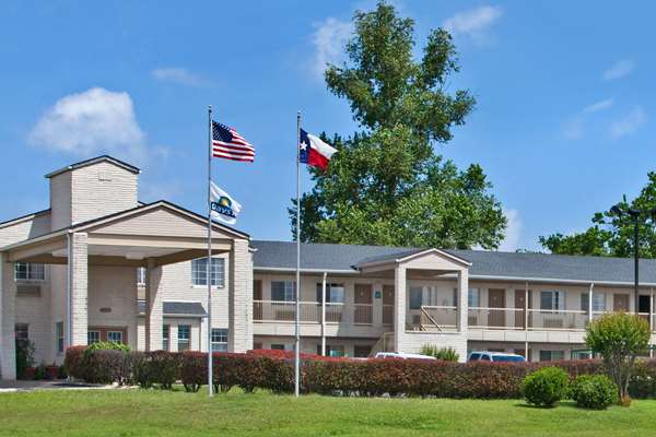 Days Inn by Wyndham Kerrville in Kerrville, Texas, United States